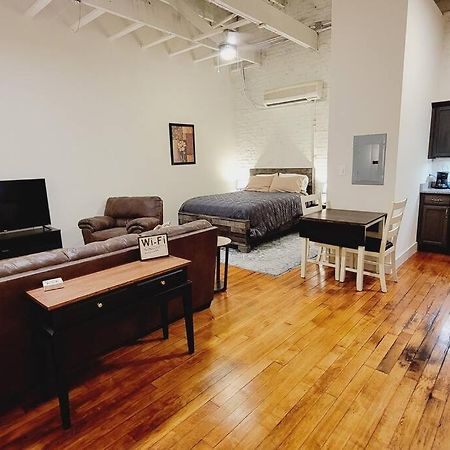 Comfortable Studio Loft In Historic Building 林奇堡 外观 照片